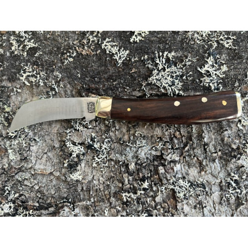Pruner end Cap wood Pruner end Cap wood