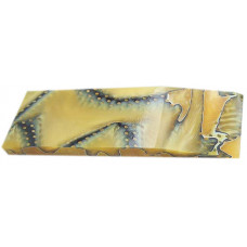 Yellow/Black scale